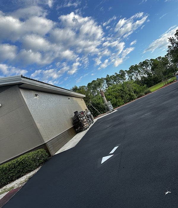 Asphalt Paving and Sealing Services near me Kissimmee Florida 01